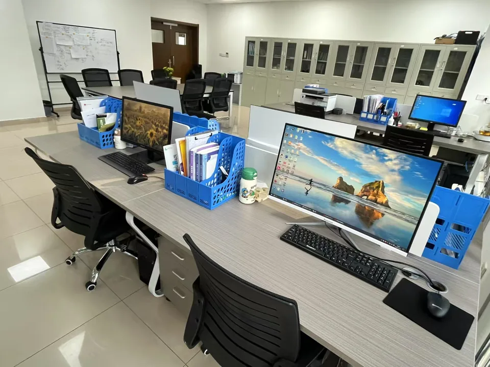 现代化办公工位